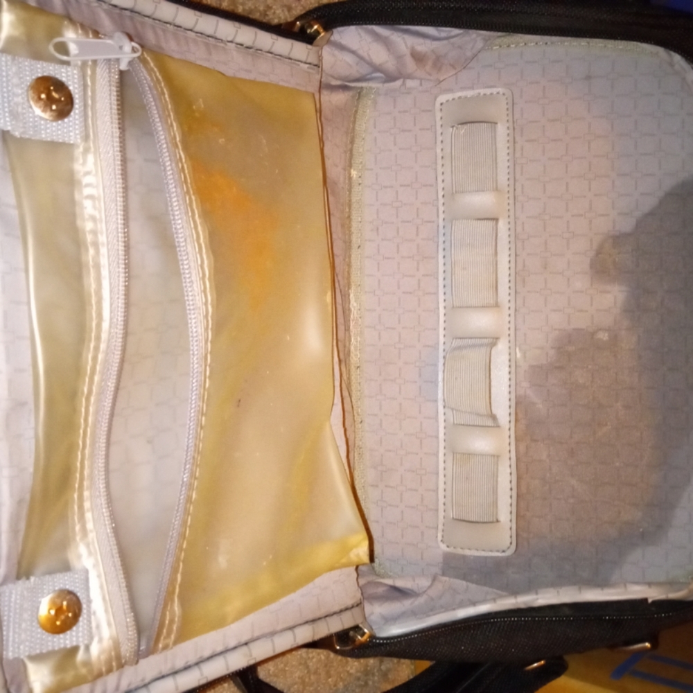 Travel tote - Picture 4 of 5